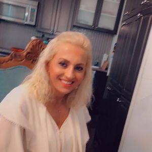 Meet your Posher, Catherine